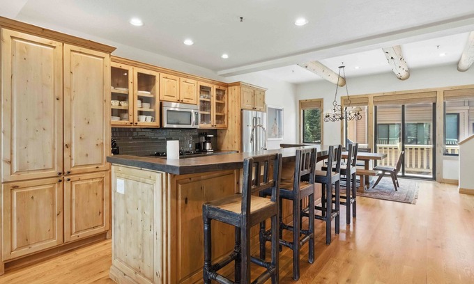 Ketchum House | Trailside Townhome with Private Hot Tub