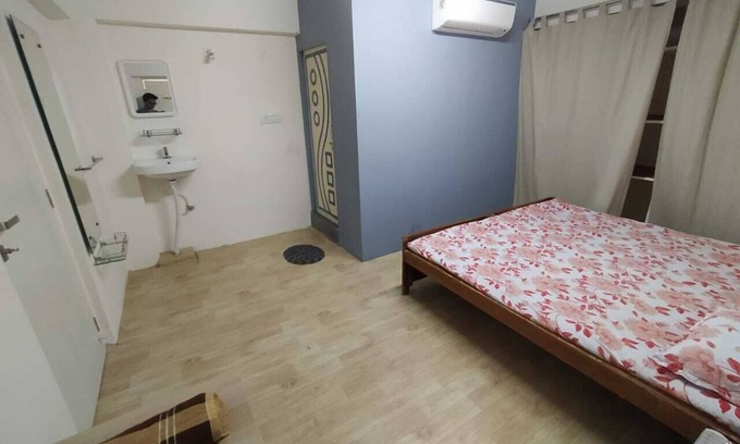 Begumpet House | TRANQUEL PARADISE