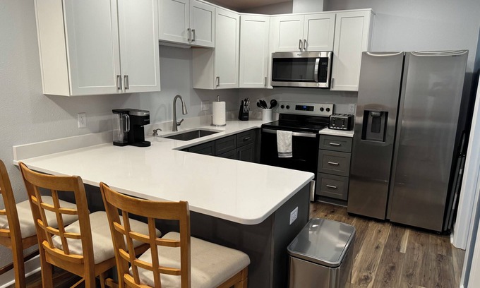 Tallahassee House | Tranquil 2-bedroom house in beautiful Tallahassee - completely remodeled with AC