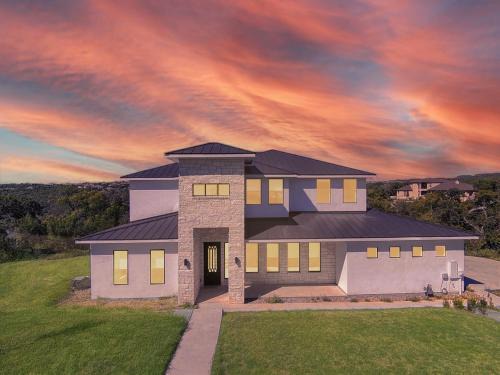 Northshore On Lake Travis Villa | Tranquil Lakefront Villa - Perfect for Weekdays or Weekends