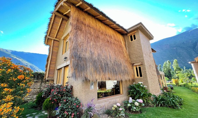 Calca House | Tranquil Retreat in the Sacred Valley, Luxurious Cottage