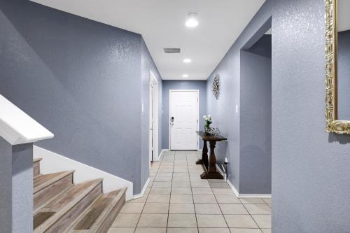 Heritage House | Tranquility - A Birdy Vacation Rental