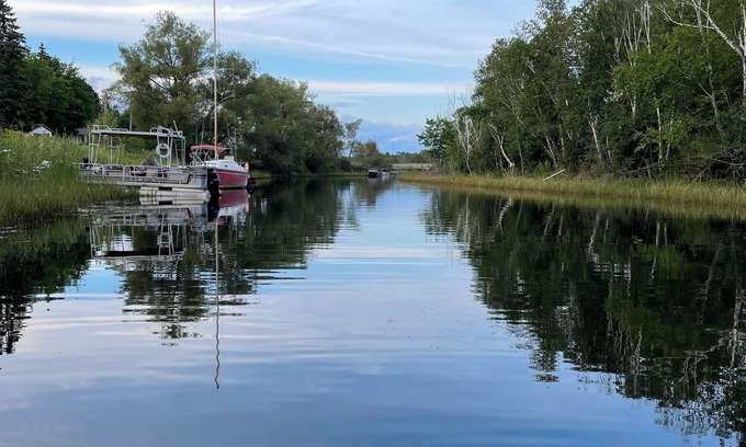 Britt House | Tranquility on the River