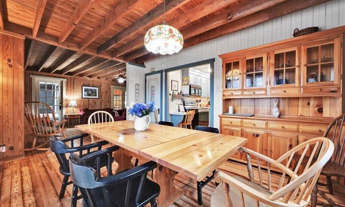 Mount Gretna Cottage | Tranquility on Yale