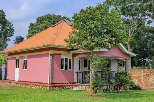 Mukono House | Tranquility