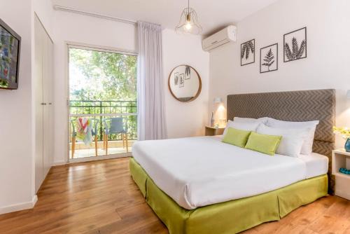 Eilon Hotel | Travel Hotel Eilon