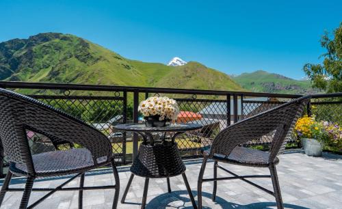 Gergeti Hotel | Travel Inn Kazbegi