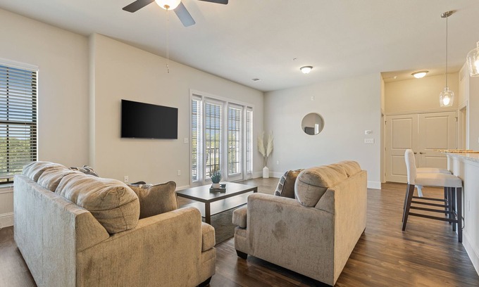 Flower Mound Apartment | Travel Nurse Friendly Luxury Stay