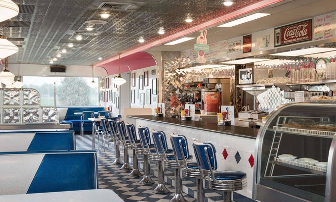 Missouri Valley Hotel | Travelodge by Wyndham Missouri Valley