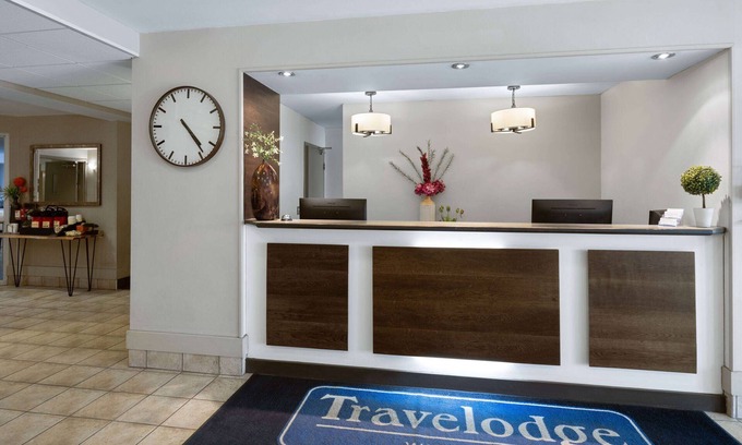Fort McMurray Hotel | Travelodge by Wyndham Fort McMurray