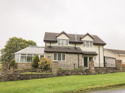 St Harmon House | Tre Garreg