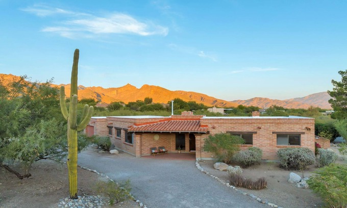 Tucson House | Treasure in the desert I Stylish Ventana property