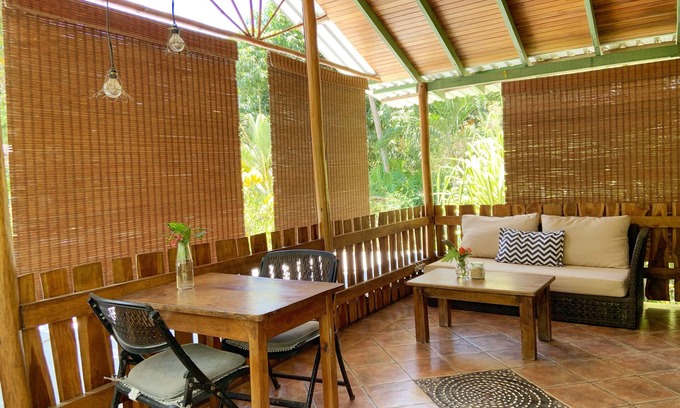 Mal Pais House | Tree House Bungalow Pachamama