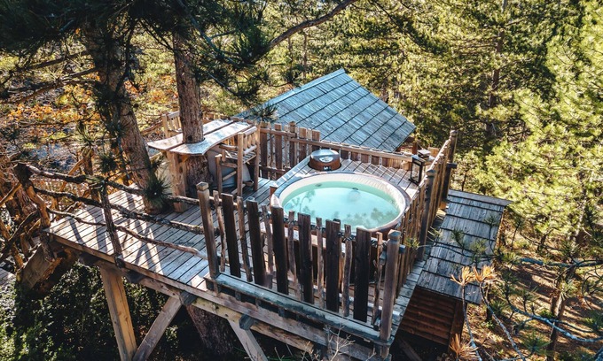 Serres Cabin | Tree houses with private Jacuzzi - Épine Vinette