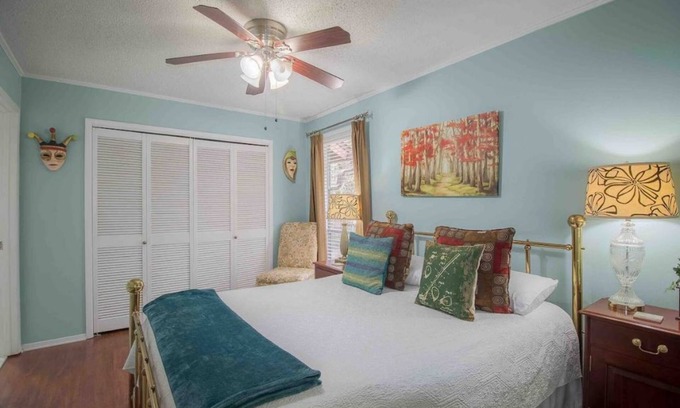 Diamondhead Condo | Tree Top Condo- Resort Style.CLEAN, Quiet, Pools, Beaches, Golf