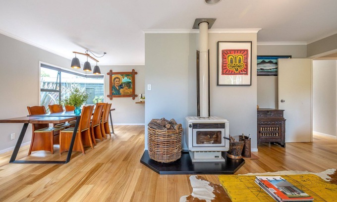 Omiha House | Treetop Escape | Stay Waiheke