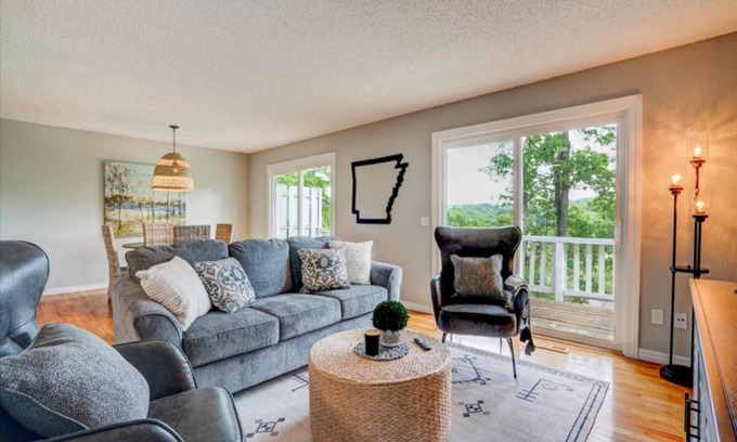 Bella Vista House | Treetops at Little Sugar East With a brand new deck in the treetops
