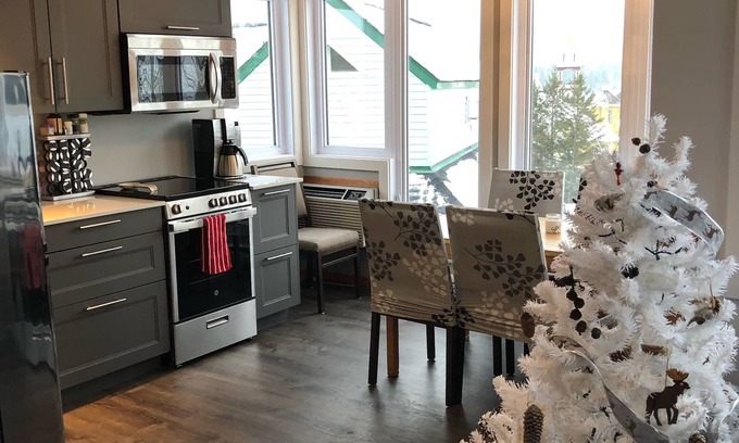 Mont-Tremblant Pedestrian Village Condo | Tremblant Ski-in, Ski-out Condo for Rent