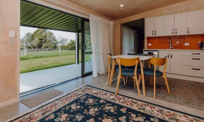 Rewa House | Tremorne Stay - the ultimate cosy couple cottage