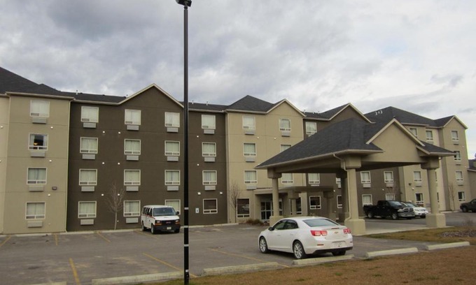 Tumbler Ridge Hotel | Trend Mountain Hotel & Conference Centre