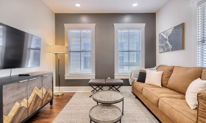 Historic Ybor House | Trendy Home in the heart of Ybor City