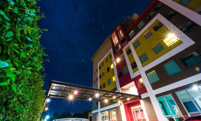 Nakhon Pathom Hotel | Trendy Hotel