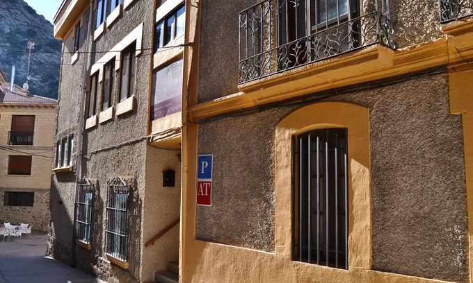 Anguiano House | Tres Puentes Anguiano
