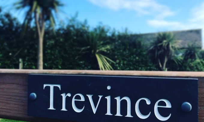 Sennen House | Trevince, a charming bungalow in Sennen Cove with amazing sea views.