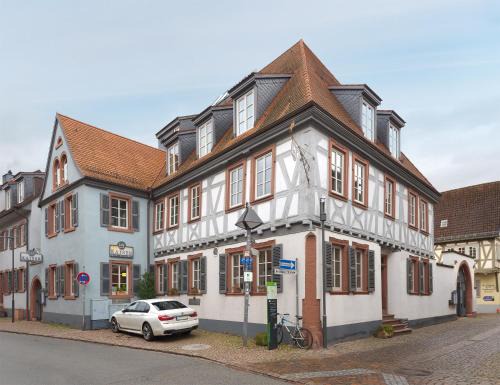 Schriesheim Hotel | TRIP INN Kaiser Hotel & Restaurant Heidelberg-Schriesheim