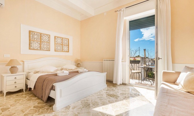 Lecce Bed & Breakfast | Triple Room at Dimora Le Tre Muse Guesthouse