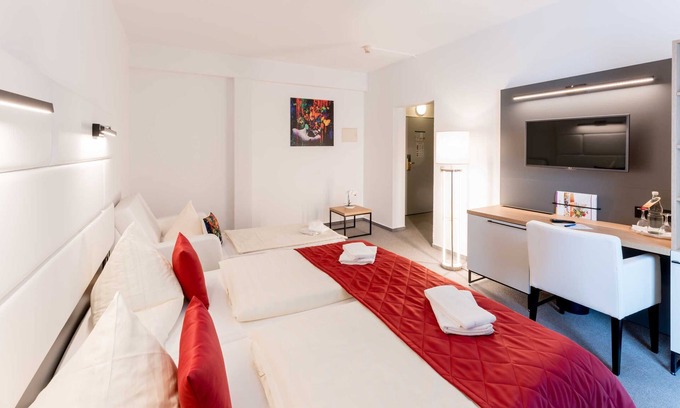 Magdeburg House | Triple room - Hotel Stadtfeld