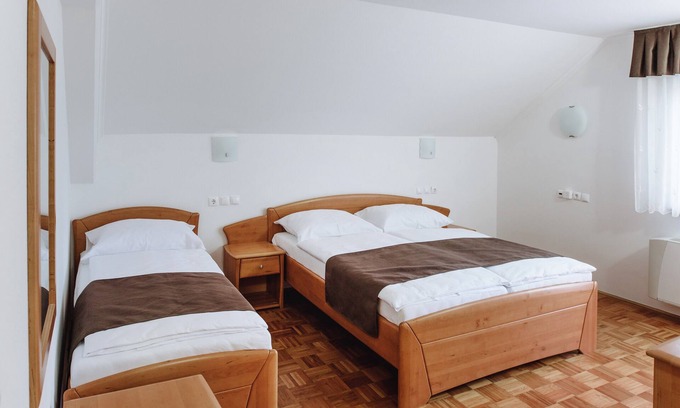 Zrece House | Triple Room with Balcony 115