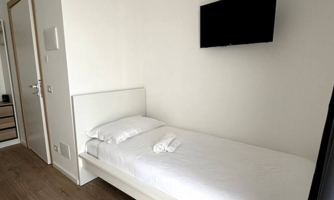 Caltagirone House | Triple room with private bathroom