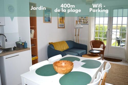 Courseulles-sur-Mer House | Triplex avec jardinet - wifi - à 400m de la plage