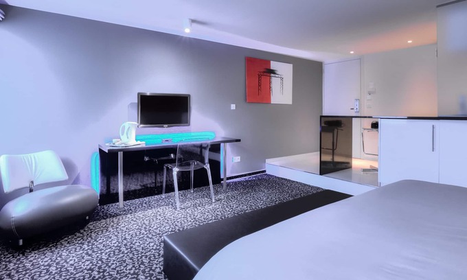 La Louviere Hotel | Tristar