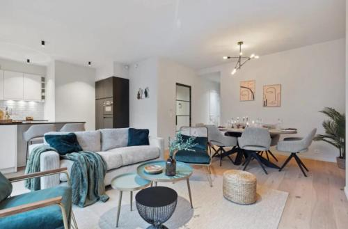 Knokke Apartment | Triton luxe gelijkvloers appartement met tuin en gratis garage