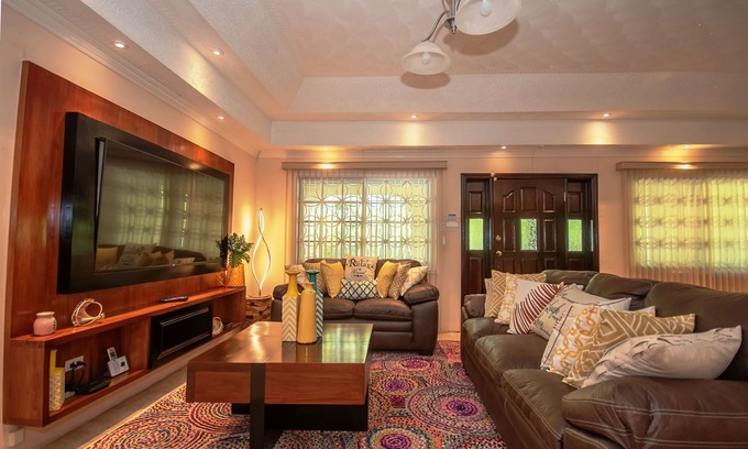 St. Ann's Bay Villa | Tropical Escape Villa - Jamaica