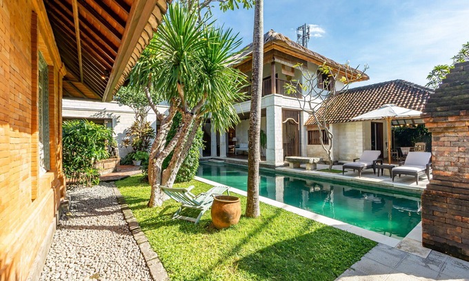 Sanur Kauh Villa | Tropical Greenery 4 Bedroom Villa, Sanur