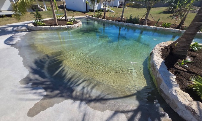 Ambondrona House | Tropical lagoon villa