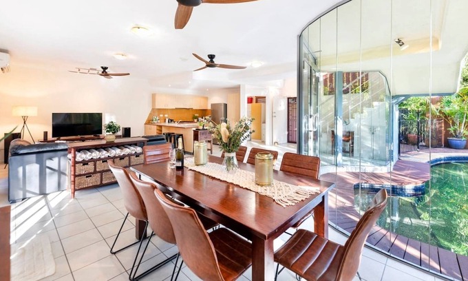 Fannie Bay House | Tropical Treasure Incredible Fannie Bay Retreat
