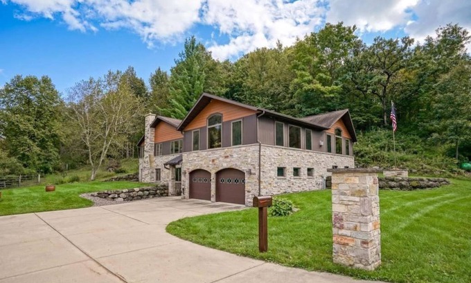 Iowa County House | Trout Fishing Retreat w/Private Access 1-Mile of Famous Wisconsin Trout Stream
