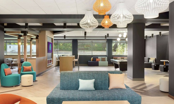 Westmere Hotel | Tru By Hilton Albany Crossgates Mall
