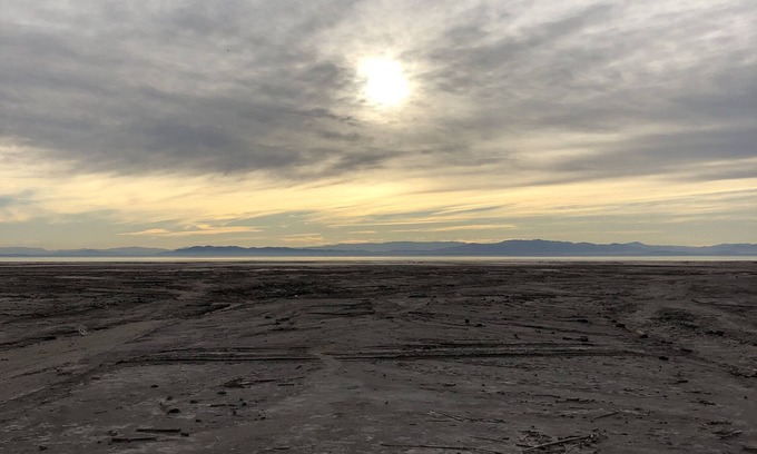 Imperial County RV Rental | True Off-the-Grid Desert Camping