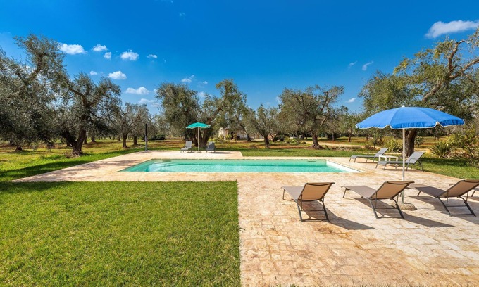 San Michele Salentino House | Trullo Melograno by Perle di Puglia