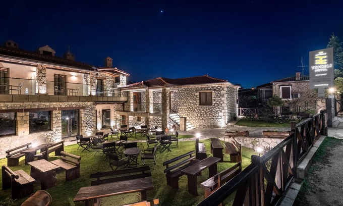 Kastraki Hotel | Tsikeli Boutique Hotel Meteora - Adults Friendly