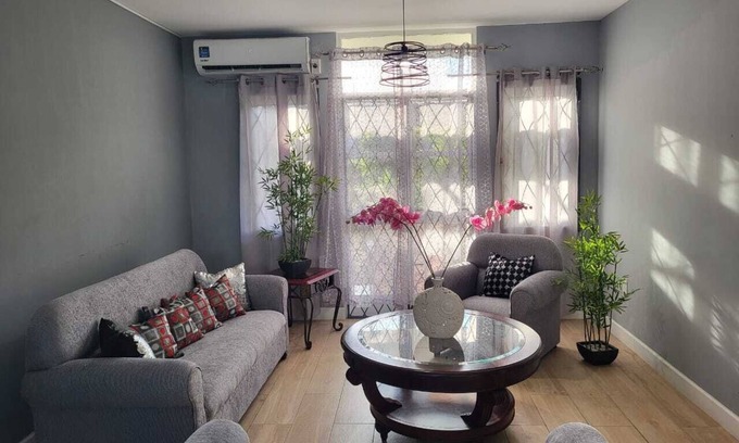 Gulf View House | Beautiful Luxury Townhouse. Next to full service Premier Mall.