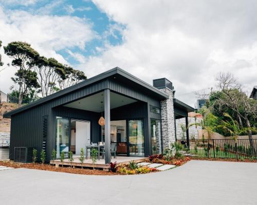 Mangawhai Heads Villa | Tui Mara - Boutique Retreat by the Beach