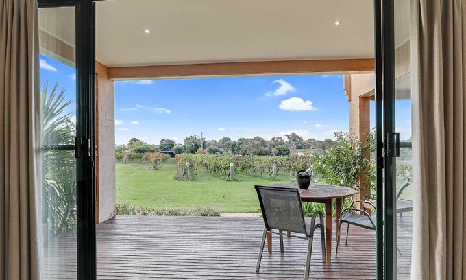 Rutherglen Hotel | Tuileries at De Bortoli Rutherglen