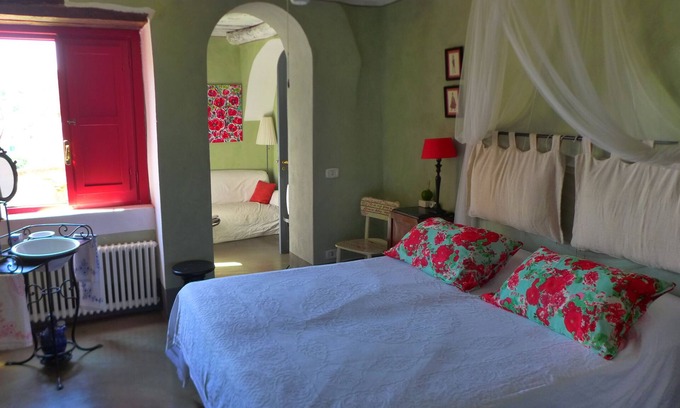 Sessa Aurunca House | Tuoro: Mansion - Tuoro di Sessa Aurunca - Apartment in Farmhouse