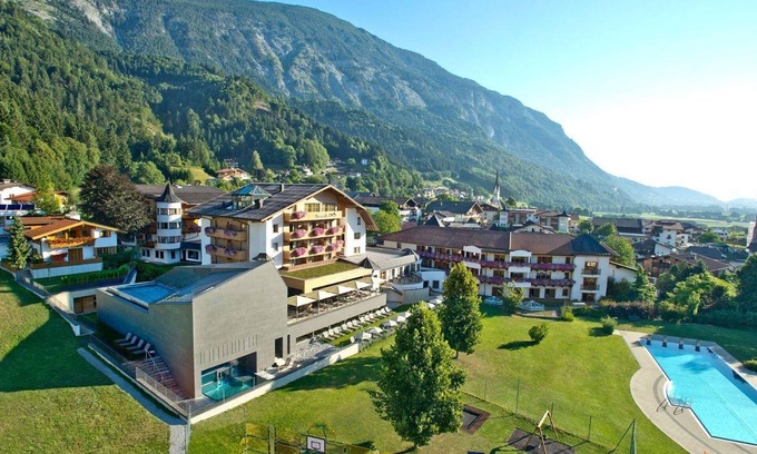 Stans House | Turmsuite Schloss Tratzberg - Wellnesshotel Schwarzbrunn